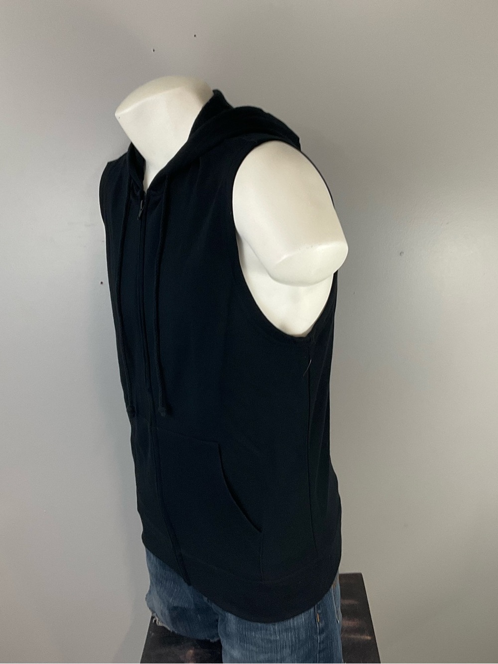 New! American Rag Sleeveless Hoodie Medium M Full Zip Mens Workout Gym - Picture 3 of 6